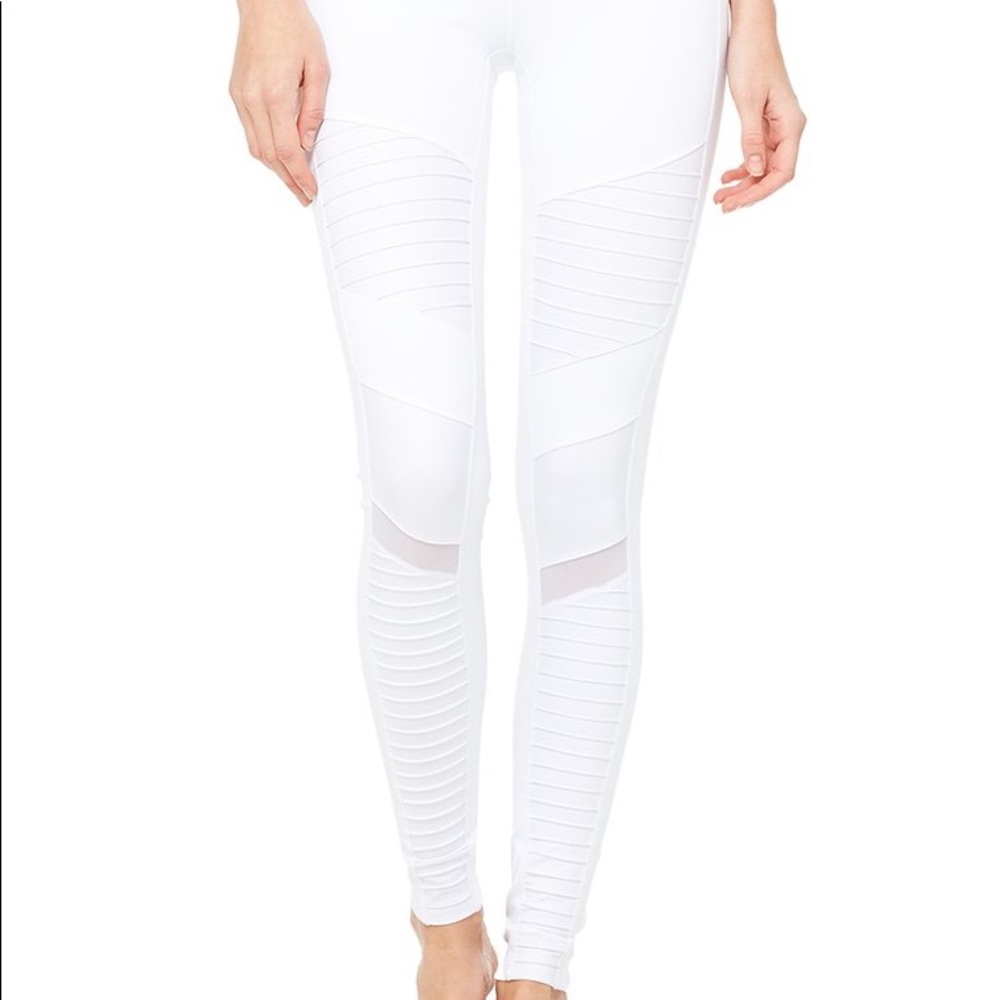 ALO Yoga Motto Legging